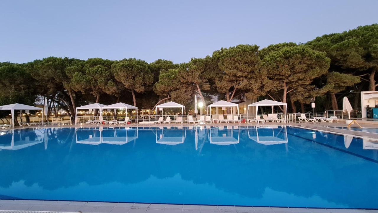 Sporkoey Hotel & Beach Club Darıca Extérieur photo